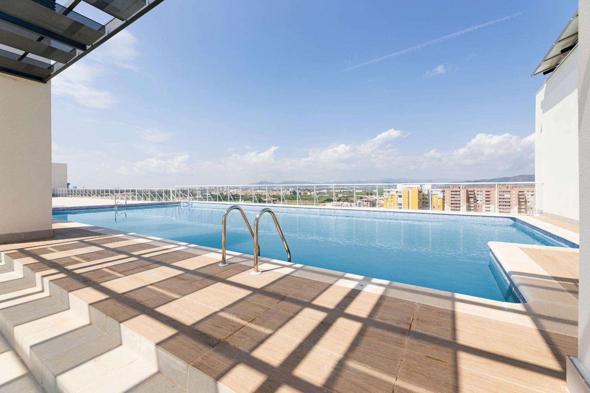 Apartamentos Canet Al Mar. كانيت ذي بيرينغير المظهر الخارجي الصورة