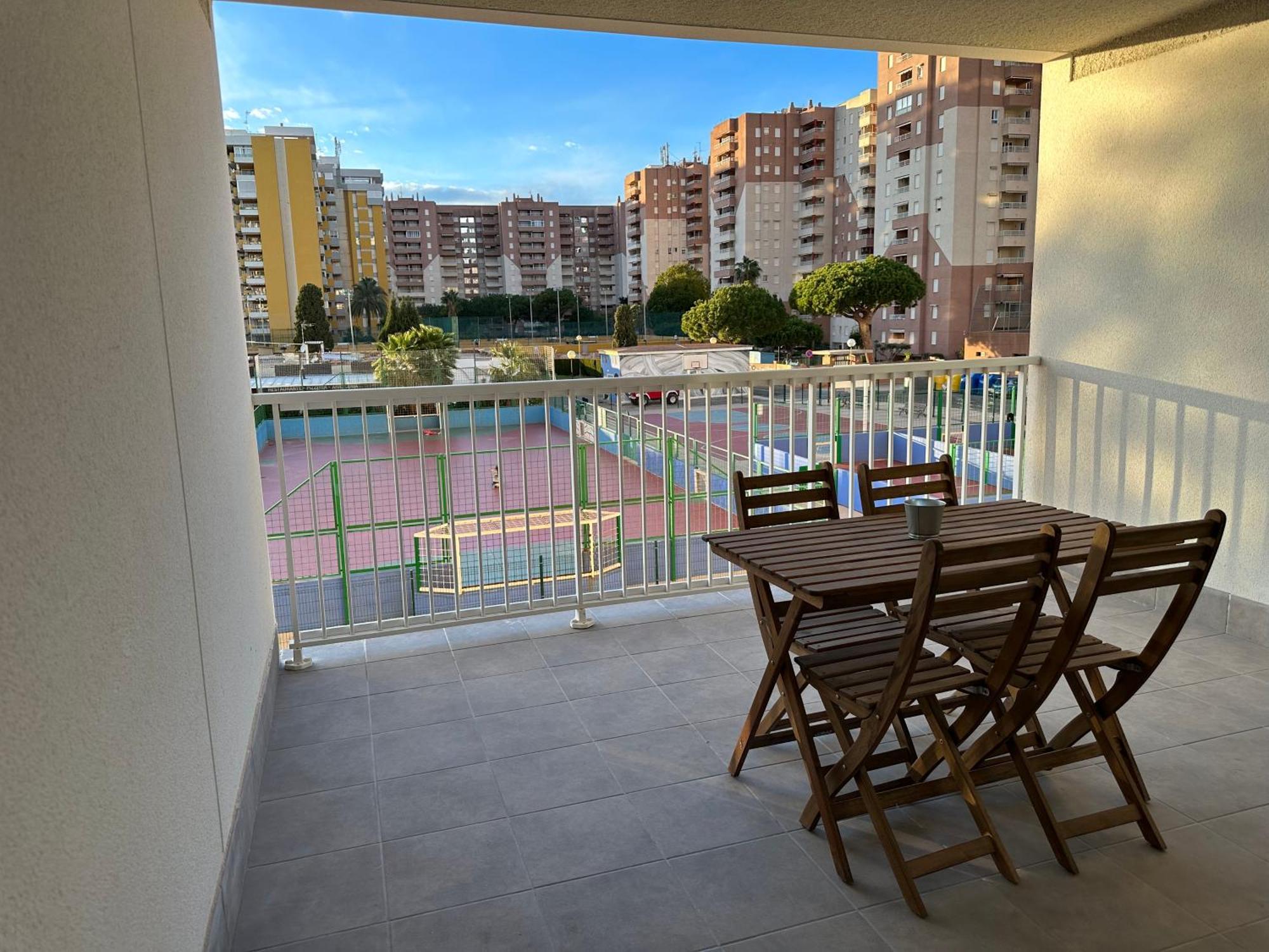 Apartamentos Canet Al Mar. كانيت ذي بيرينغير المظهر الخارجي الصورة